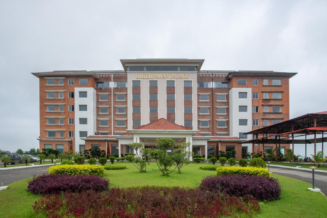 Pawan Palace, Lumbini Esterno foto